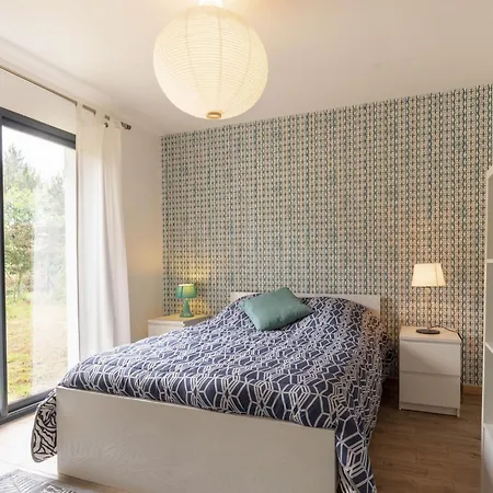 Alouedes By Interhome Tosse